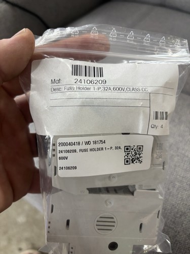Fuse holder 32a - fuse,
